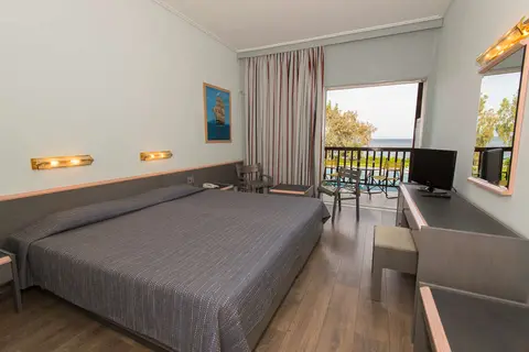 Golden Coast Hotel & Bungalows in Δημοτική Ενότητα Νέας Μάκρης — foto 12