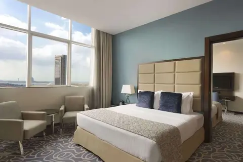 Ramada by Wyndham Abu Dhabi Corniche in أبوظبي — foto 17