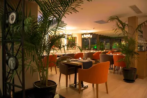 Sky Kamer Hotel in Muratpaşa — foto 24