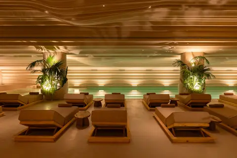 Epidamn White Sensation in Golem — foto 30