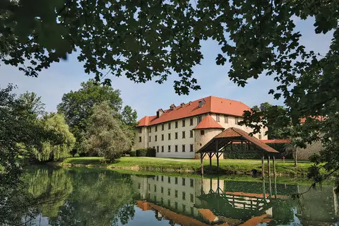 Hotel Grad Otocec in Gorenje Kronovo