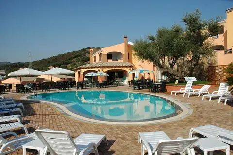Residence Hotel Li Troni in Budune/Budoni
