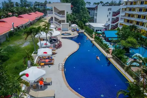 Karon Princess Hotel in ตำบลกะรน