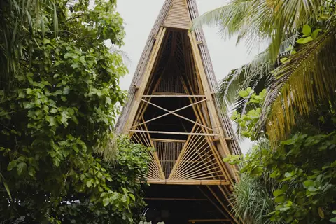 Kuredhivaru Resort and Spa Maldives in Noonu Atoll Education Centre — foto 9