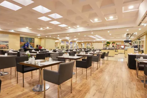 Dedeman Istanbul Hotel in İstanbul — foto 18