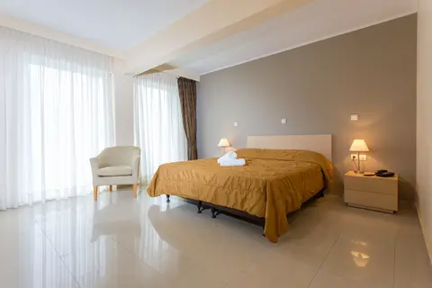 Xenia Poros Image in Πόρος — foto 13