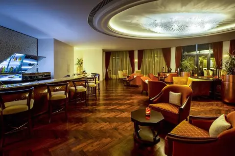 Bab Al Qasr Hotel in أبوظبي — foto 20