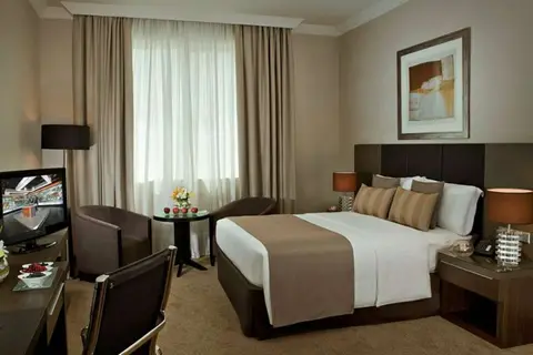 Ramada by Wyndham Downtown Abu Dhabi in الزَّاهية — foto 2