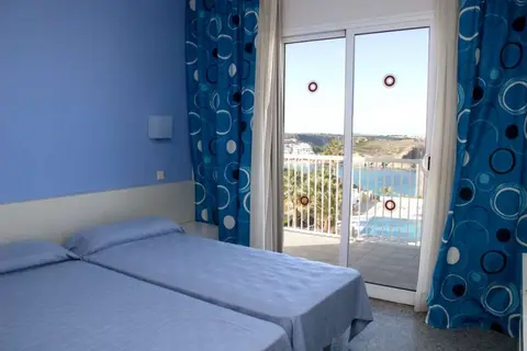 Club Hotel Aguamarina in es Mercadal — foto 16