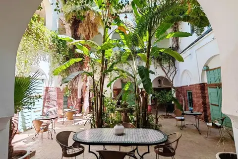 Hotel Riad Dar Bounouar in Marrakech — foto 23