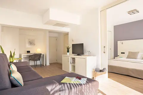 Las Gaviotas Suites Hotel in Muro, foto 19