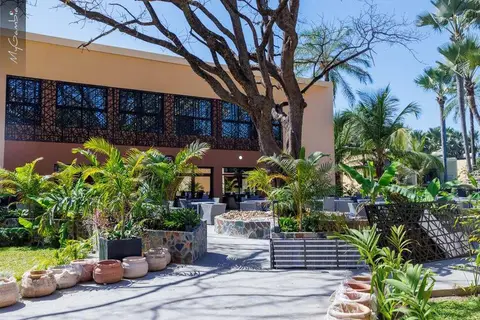Bakadaji Hotel in Sukuta