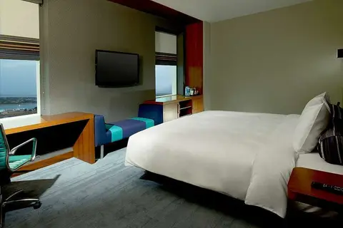 Aloft Abu Dhabi in الروضة — foto 17