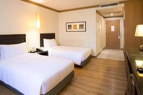 Tarntawan Hotel Surawong Bangkok​ in Bangkok — foto 3