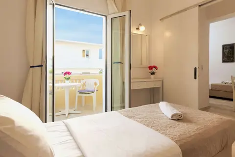 Irini Studios in Δημοτική Ενότητα Μαλίων — foto 28