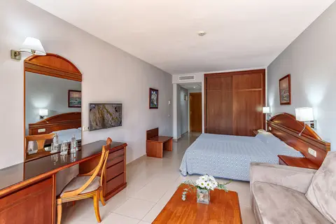 Hotel Bahia Tropical in Almuñécar — foto 20