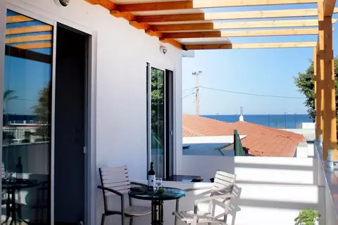 Bivalvia Beach Plus in Faliraki — foto 3