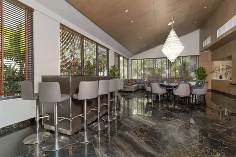 SUN & MOON Riverside Hotel in Phnom Penh — foto 19