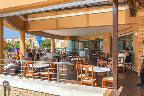 Chrispy Waterpark Resort in Kolymbari — foto 5