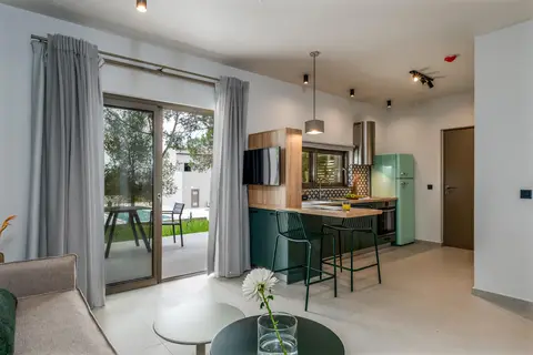 Akrotiri Suites in Δημοτική Ενότητα Παλικής — foto 4