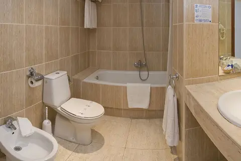 Hotel GHT Neptuno in Tossa de Mar — foto 22