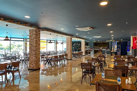 Transatlantik Beach Hotel in Alanya — foto 17
