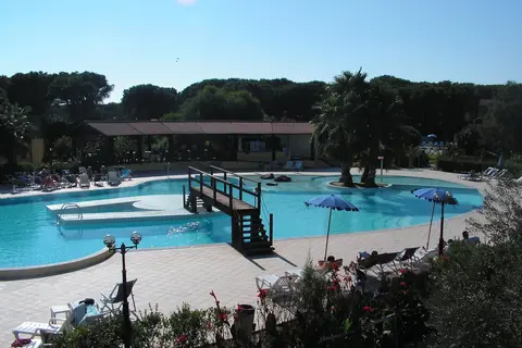 Horse Country Resort Congress & Spa in Arborea — foto 3