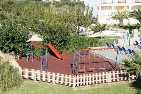 Village Inn Studios & Appartementen in Laganas Municipal Unit, foto 13
