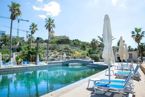 Beach Garden Hotel in San Ġiljan, foto 19