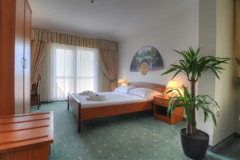Hotel Rosina in Makarska — foto 25