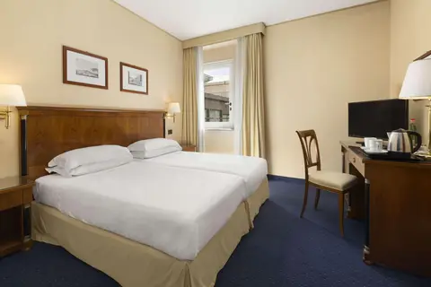 Ramada by Wyndham Naples in Napels — foto 20