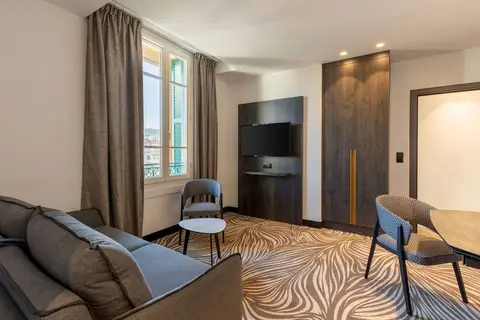 Hotel Apollinaire Nice in Nice — foto 16