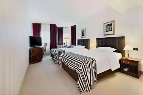 Dubrovnik Hotel in Zagreb — foto 3
