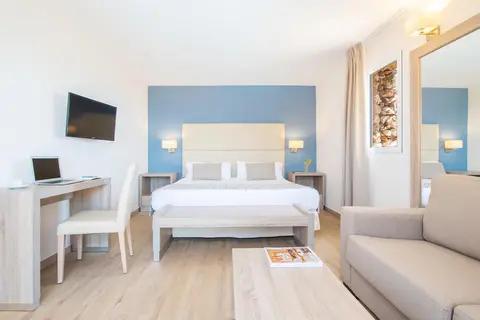 Pierre & Vacances Apartamentos Premium Menorca Binibeca in Sant Lluís — foto 25