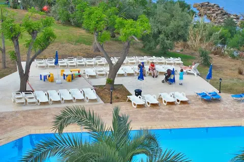 MyroAndrou Hotel Apartments in Leoforos Protara-Cavo Greco, foto 7