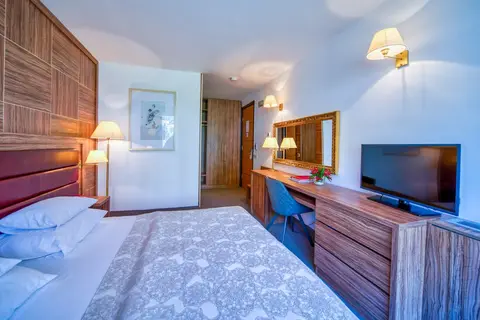 Hotel Palas in Petrovac na Moru — foto 30