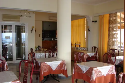 Petit Palais Hotel in Δημοτική Ενότητα Λουτρακίου - Περαχώρας — foto 22