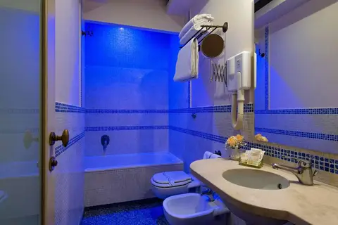 Grand Hotel Europa in Napels, foto 12