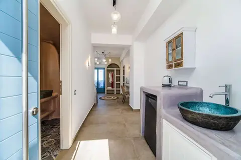 Aegean Blue Suites in Πύργος Καλλίστης — foto 7