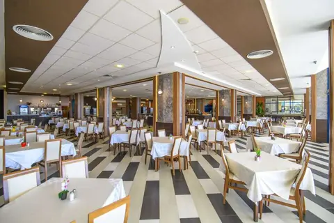 Hotel Glarus Beach in Несебър — foto 7
