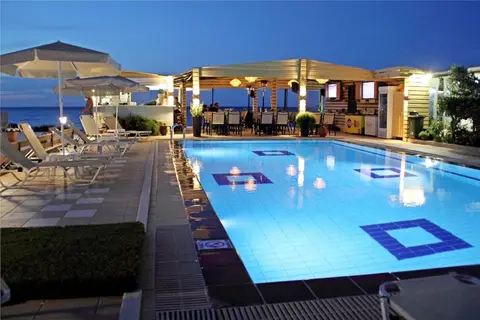 Esperides Beach Hotel Apartments in Κάτω Σταλός — foto 3