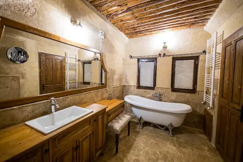 Maya Cave Hotel in Göreme — foto 3