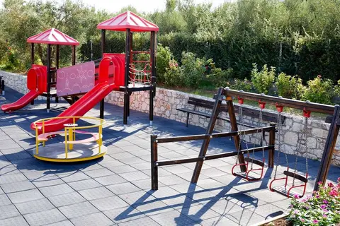 Istion Club & Spa in Πόρτες — foto 9