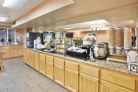 La Quinta Inn & Suites by Wyndham Las Vegas Red Rock in Las Vegas, foto 12