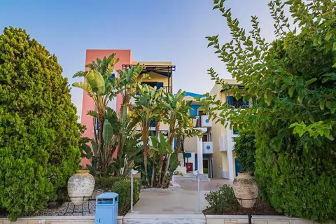 Appartementen Arlekin Tango in Malia Municipal Unit, foto 9