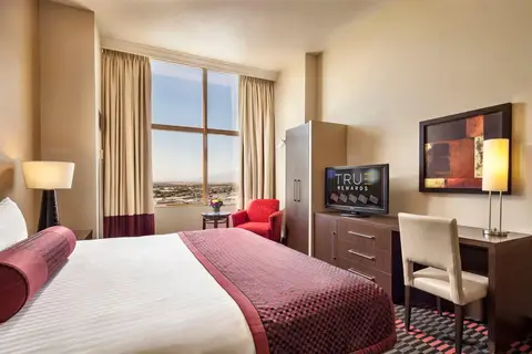 The STRAT Hotel, Casino & Tower in Las Vegas, foto 16