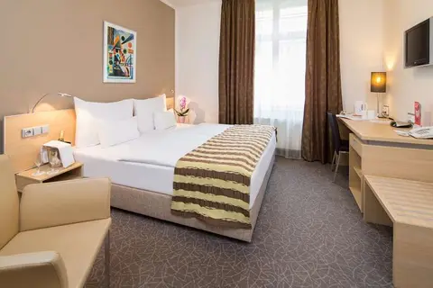 Hotel Pav in Praag — foto 20