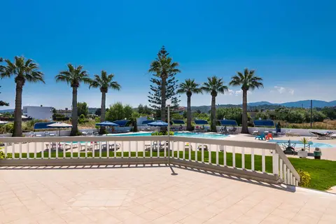 Sabina Hotel in Θεολόγος — foto 5