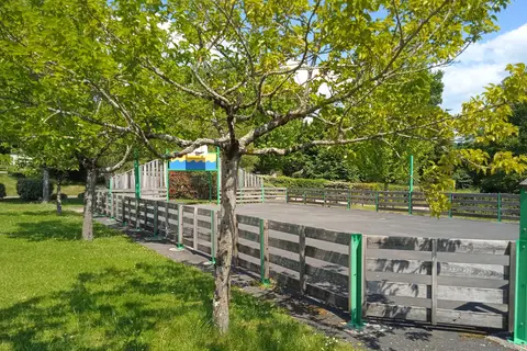 Vakantiepark Hameaux De Miel in Beynat — foto 4
