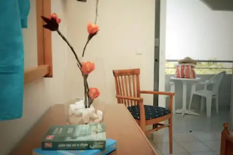 Marianna Hotel Apartements in Τιγκάκι — foto 10